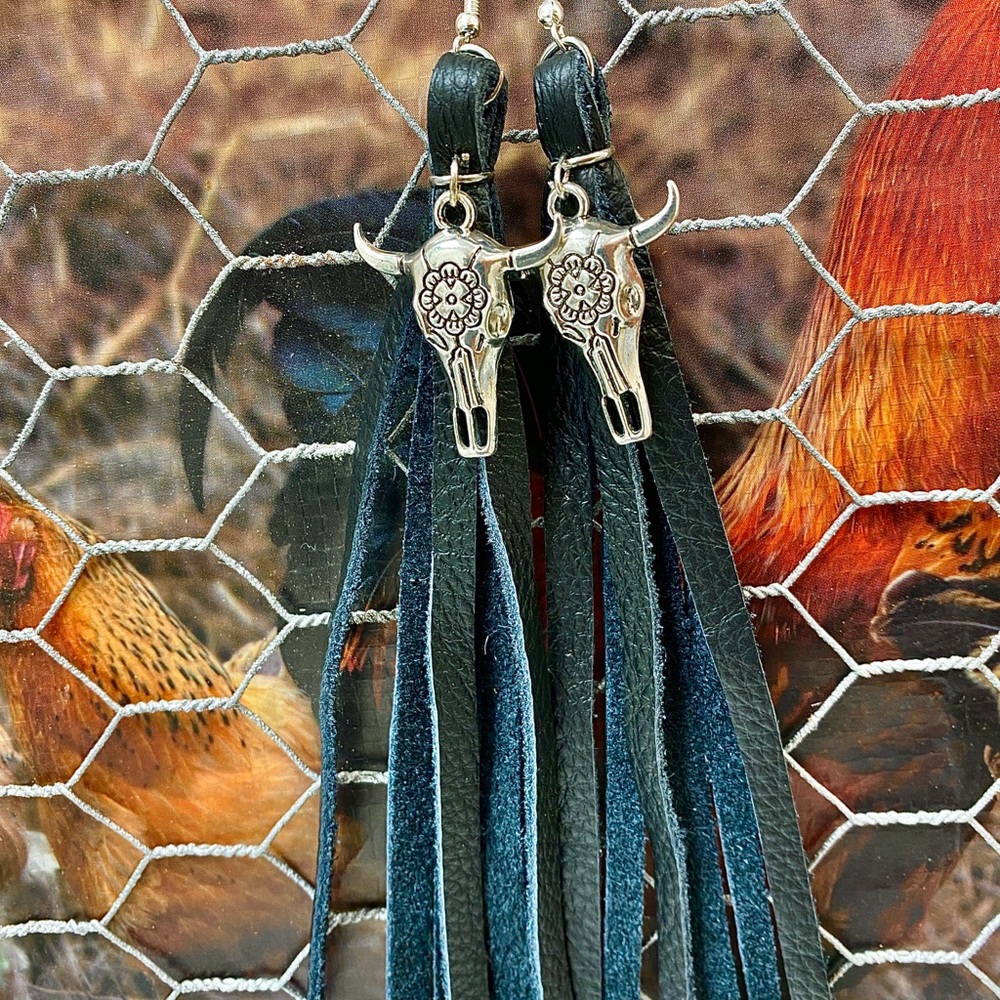 leather fringe earrings, steer head, leather tassel earrings, boho, western. USA - Picture 2 of 3